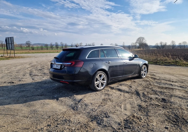 Opel Insignia cena 28500 przebieg: 267000, rok produkcji 2013 z Białogard małe 326